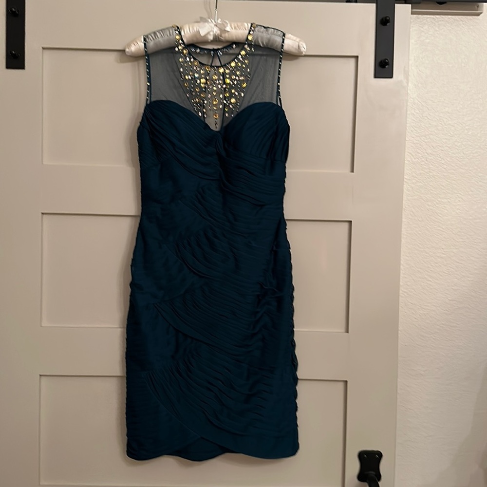 Adriana Papell evening/cocktail/special event emerald green dress Size 4